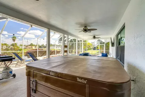 601 Se 23rd Avenue Cape Coral FL 33990