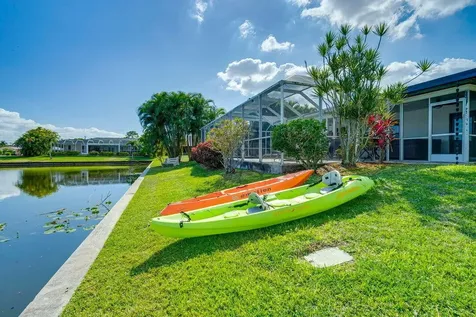 601 Se 23rd Avenue Cape Coral FL 33990