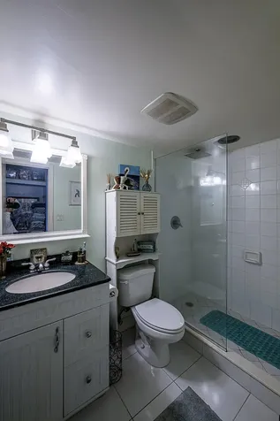 714 Northlake Court North Palm Beach FL 33408