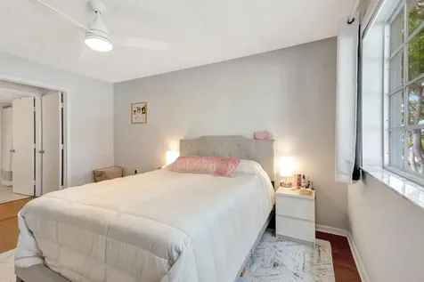 1739 Village Blvd, Apt 306 Boulevard West Palm Beach FL 33409