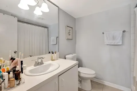 1739 Village Blvd, Apt 306 Boulevard West Palm Beach FL 33409
