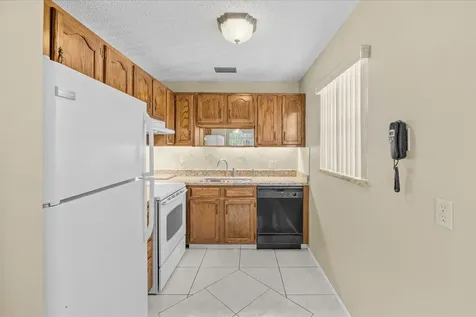 29 Lake Vista Trail Port Saint Lucie FL 34952