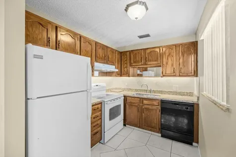 29 Lake Vista Trail Port Saint Lucie FL 34952