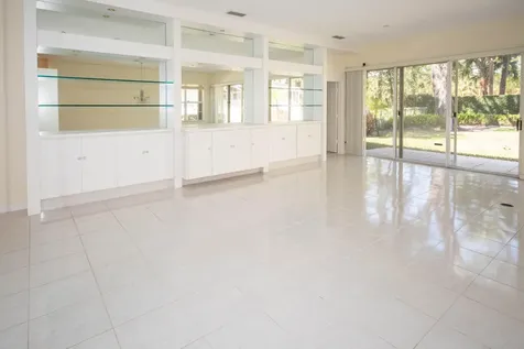 199 E Tall Oaks Circle Palm Beach Gardens FL 33410