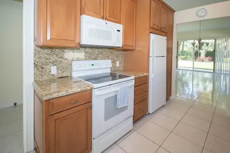 199 E Tall Oaks Circle Palm Beach Gardens FL 33410