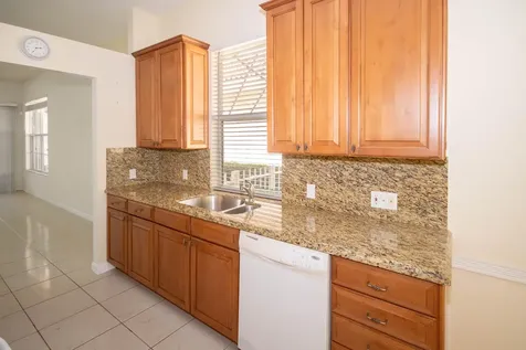 199 E Tall Oaks Circle Palm Beach Gardens FL 33410