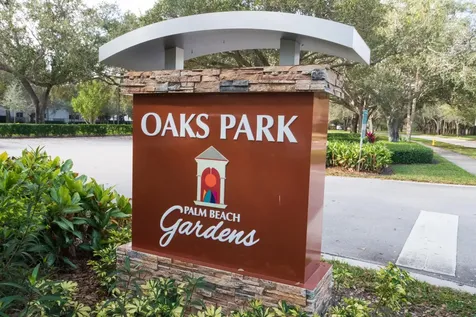 199 E Tall Oaks Circle Palm Beach Gardens FL 33410