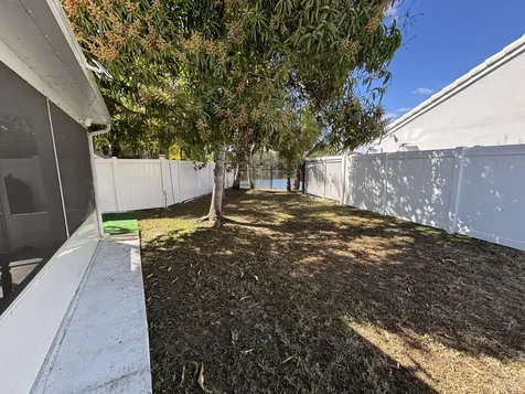7790 Sw 161st Avenue Miami FL 33193