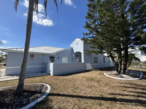7790 Sw 161st Avenue Miami FL 33193