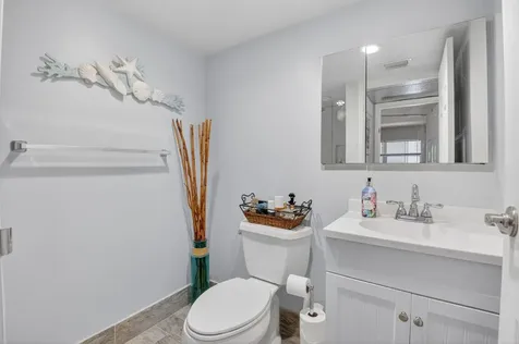 673 Brittany O Delray Beach FL 33446