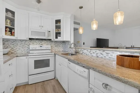 673 Brittany O Delray Beach FL 33446