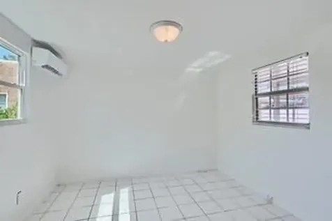 4710 Garden Avenue West Palm Beach FL 33405