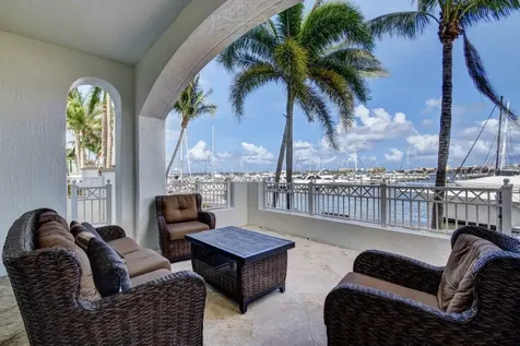 802 W Windward Way Lantana FL 33462