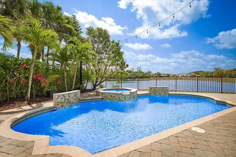 533 Edgebrook Lane Royal Palm Beach FL 33411
