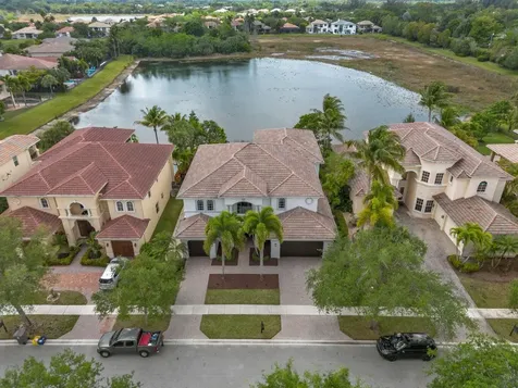 533 Edgebrook Lane Royal Palm Beach FL 33411