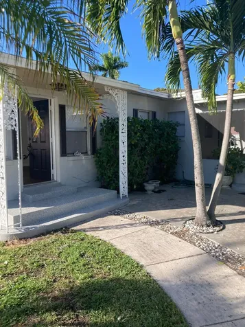 5101 Spruce Avenue West Palm Beach FL 33407