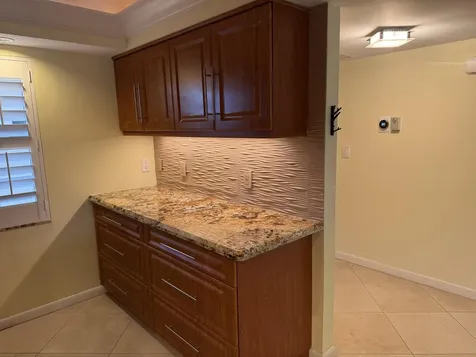 3930 Oaks Clubhouse Drive Pompano Beach FL 33069