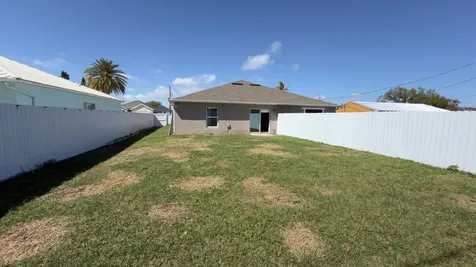 2507 SE Charleston Drive Port Saint Lucie FL 34952