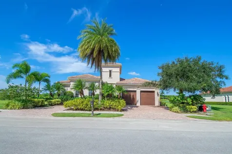 138 SE Via San Marino Port Saint Lucie FL 34984
