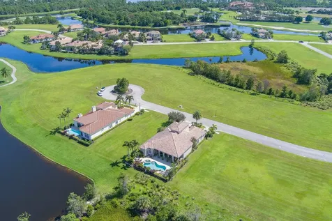 138 SE Via San Marino Port Saint Lucie FL 34984