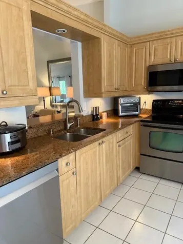 8025 Whispering Palm Drive Boca Raton FL 33496