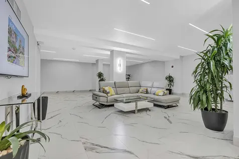 1904 S Ocean Drive Hallandale Beach FL 33009