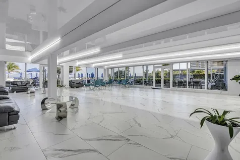 1904 S Ocean Drive Hallandale Beach FL 33009