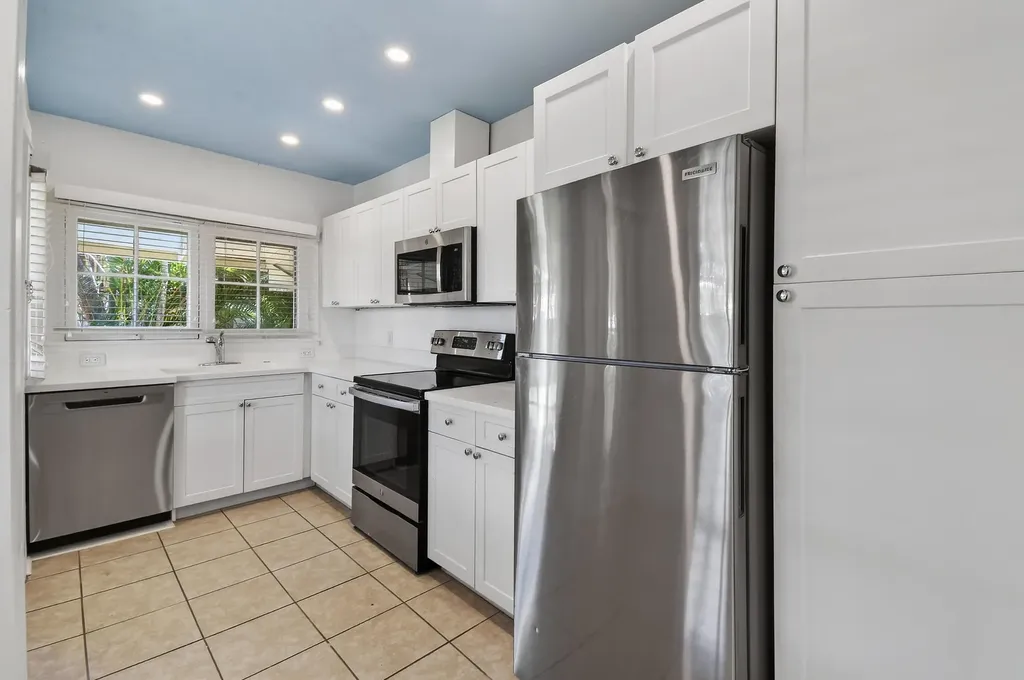 208 S K Street Lake Worth Beach FL 33460