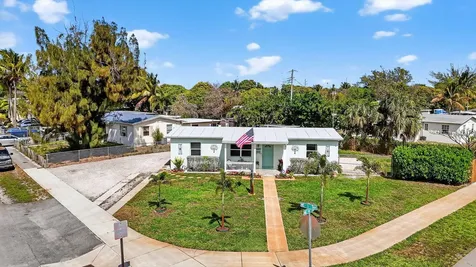 4700 Ne 1st Terrace Deerfield Beach FL 33064