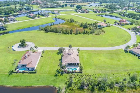 138 Se Via San Marino Port Saint Lucie FL 34984