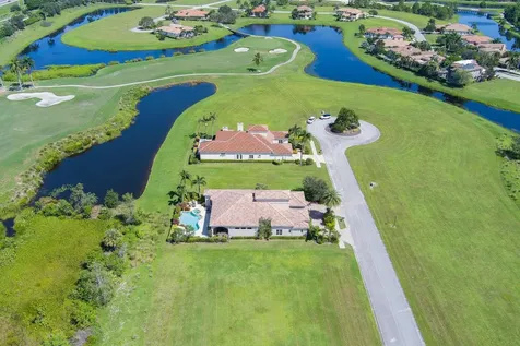 138 Se Via San Marino Port Saint Lucie FL 34984