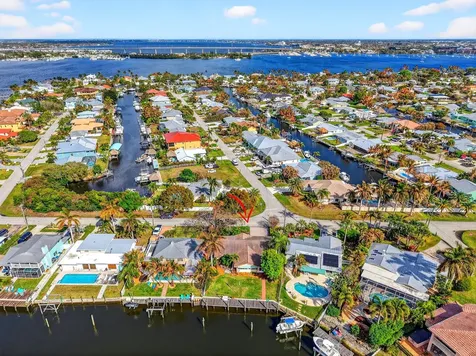 150 Sw Beachway Avenue Palm City FL 34990