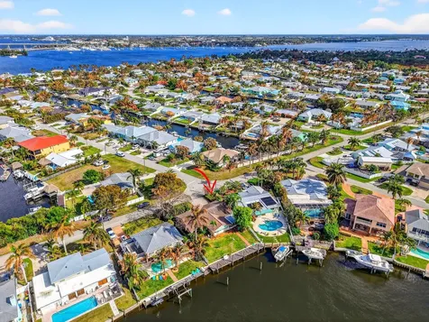 150 Sw Beachway Avenue Palm City FL 34990