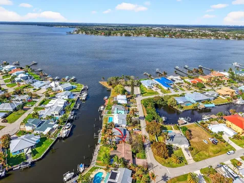 150 Sw Beachway Avenue Palm City FL 34990