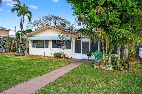 150 Sw Beachway Avenue Palm City FL 34990