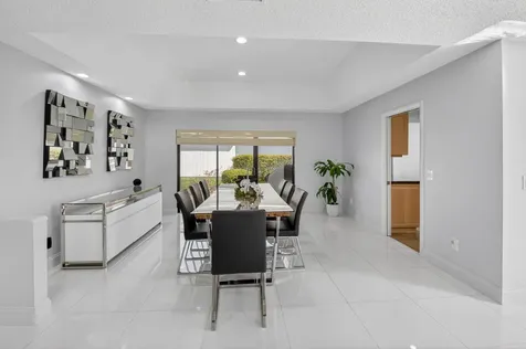 32 Estate Drive Boynton Beach FL 33436