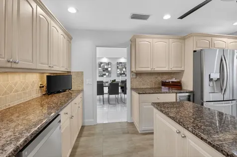 32 Estate Drive Boynton Beach FL 33436