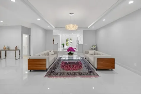32 Estate Drive Boynton Beach FL 33436