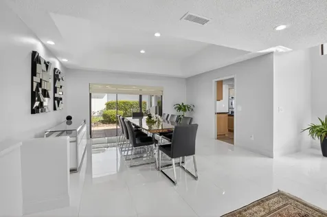 32 Estate Drive Boynton Beach FL 33436