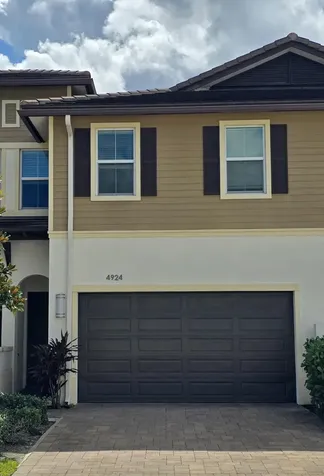 4924 Pointe Midtown Way Palm Beach Gardens FL 33418