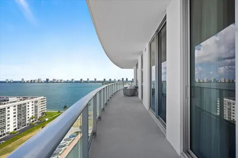 220 Lake Shore Drive Lake Park FL 33403