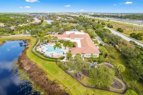 7241 Maidstone Drive Port Saint Lucie FL 34986