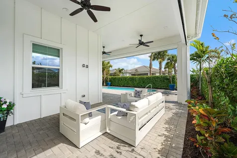 10038 Regency Way Palm Beach Gardens FL 33412
