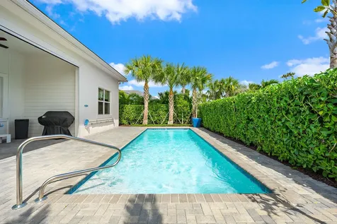 10038 Regency Way Palm Beach Gardens FL 33412