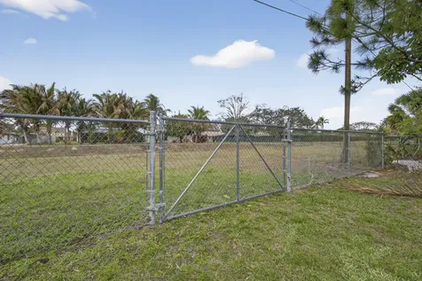 749 W Rambling Drive Wellington FL 33414
