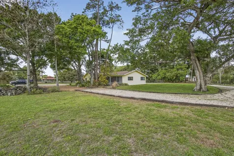 749 W Rambling Drive Wellington FL 33414