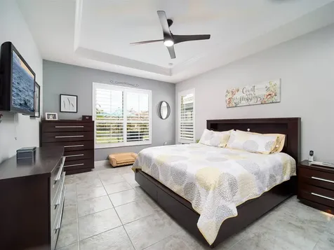 10095 Sw Oak Tree Circle Port Saint Lucie FL 34987