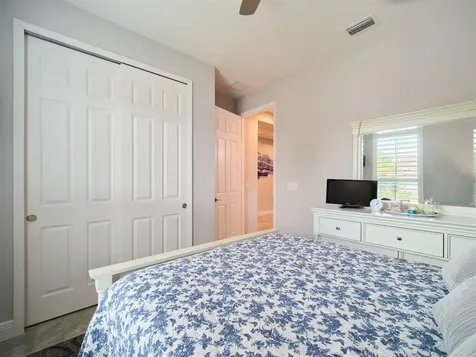 10095 Sw Oak Tree Circle Port Saint Lucie FL 34987