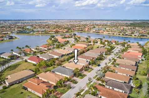 10095 Sw Oak Tree Circle Port Saint Lucie FL 34987