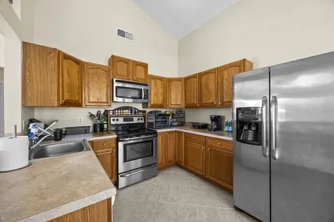 10552 Bobbie Lane Royal Palm Beach FL 33411